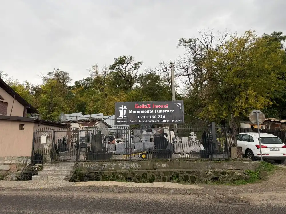 monumente-funerare-iasi-despre