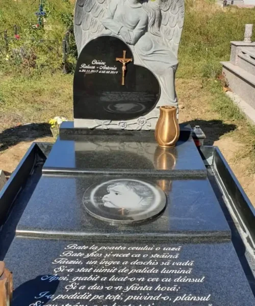 monumente-funerare-iasi-speciale (1)