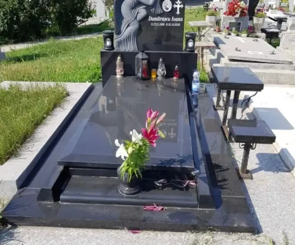 monumente-funerare-iasi-speciale (3)
